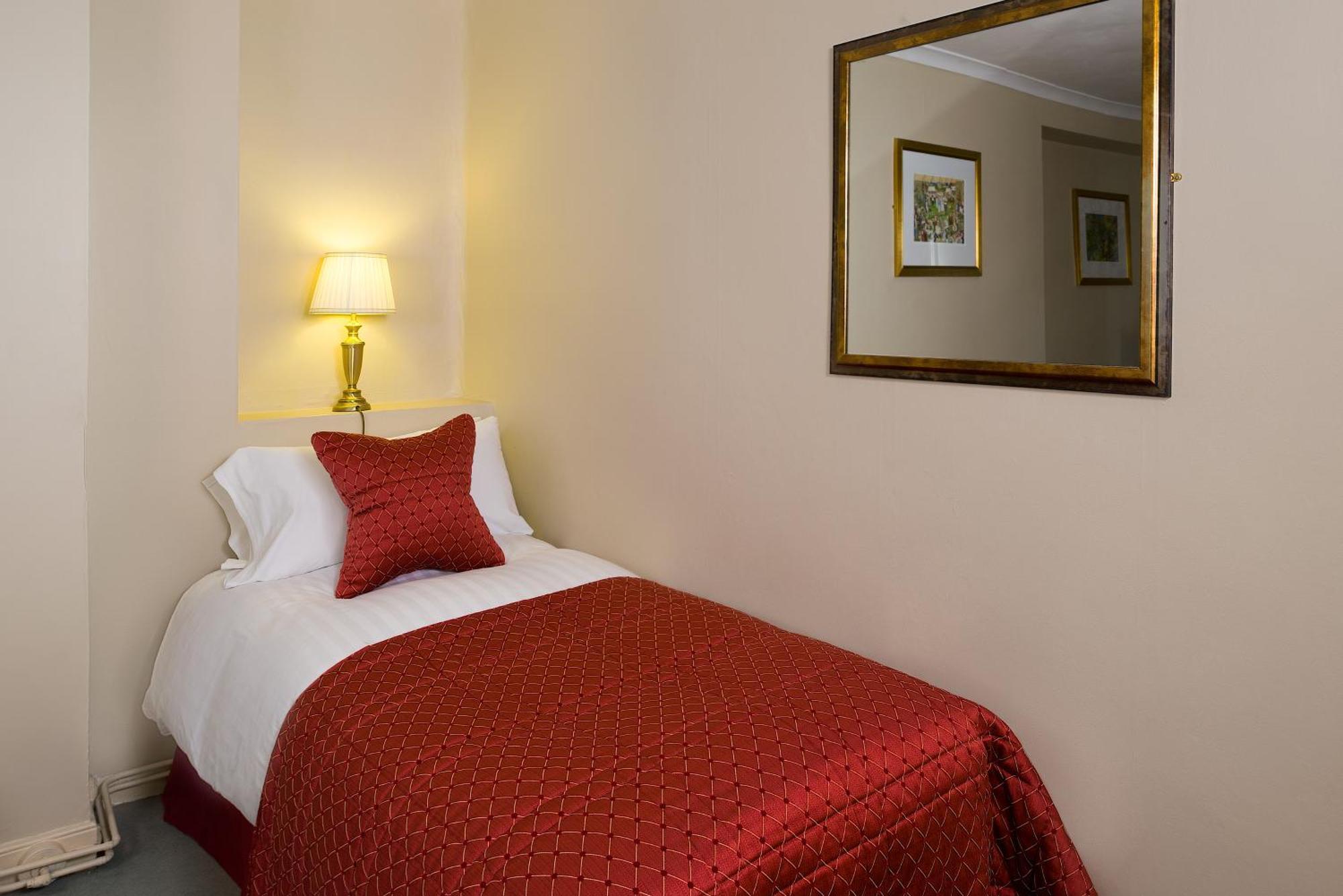 Marlborough Arms Woodstock Quarto foto